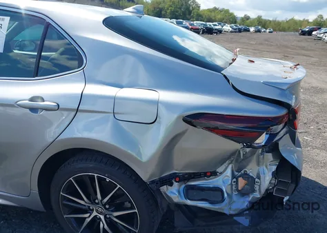 2024 Toyota Camry Se z USA, uszkodzony, nr VIN 4T1T11AK1RU854528